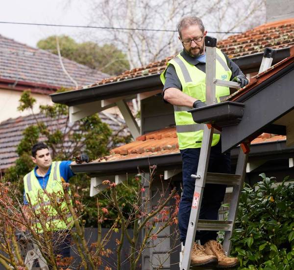 Gutter Cleaning Services in Melbourne
